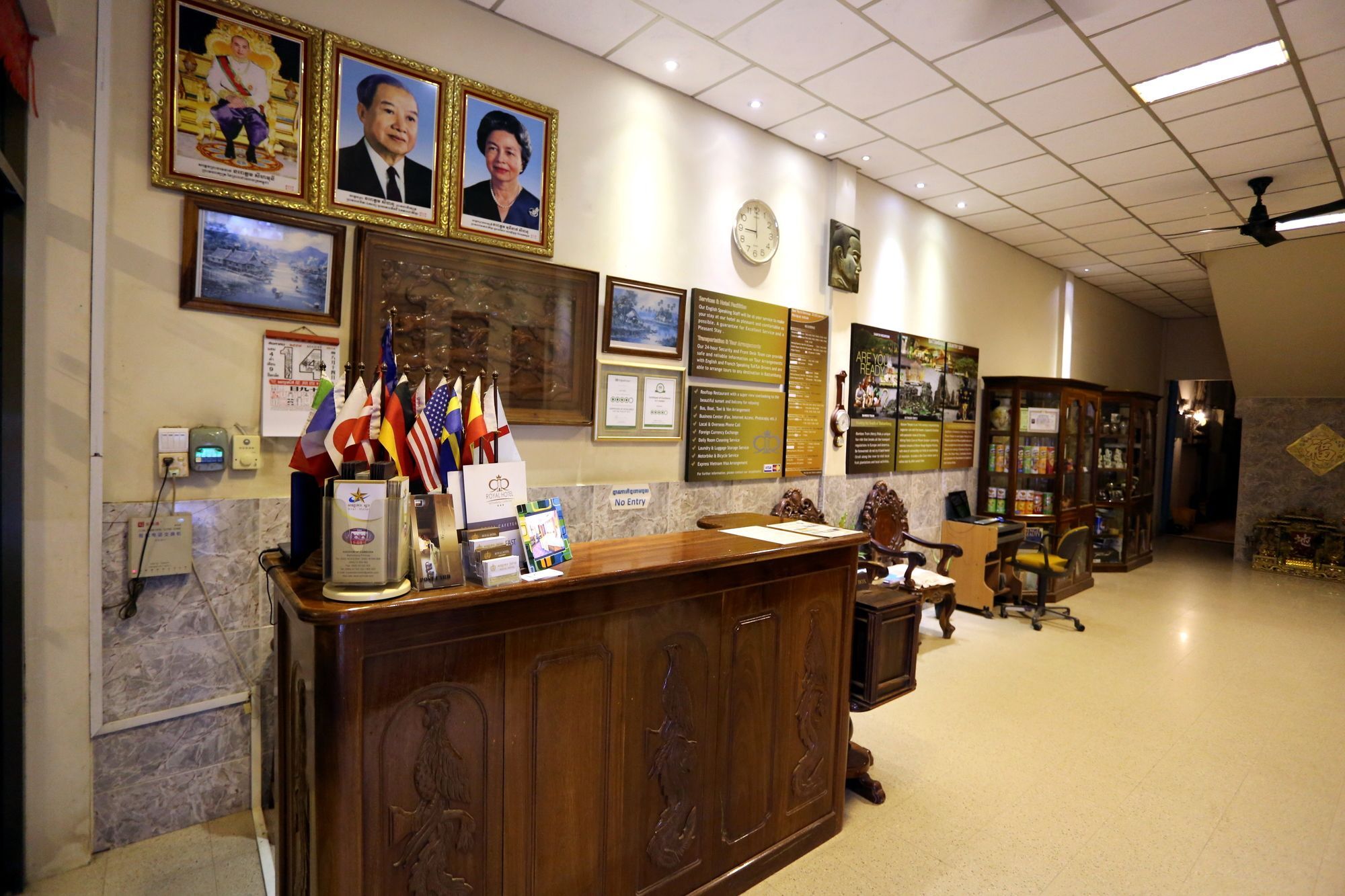Royal Hotel باتامبانغ المظهر الخارجي الصورة